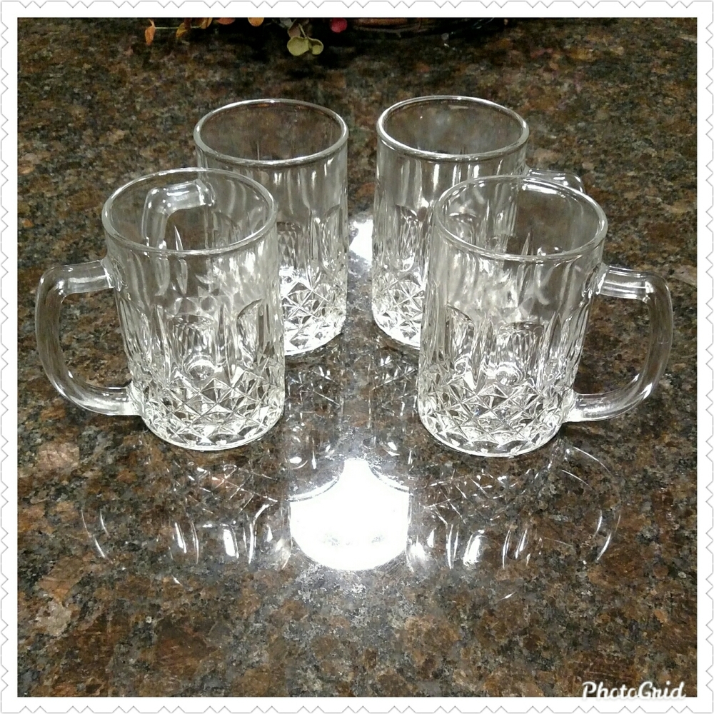 Darby Manor Crystal Mug Rocks Set